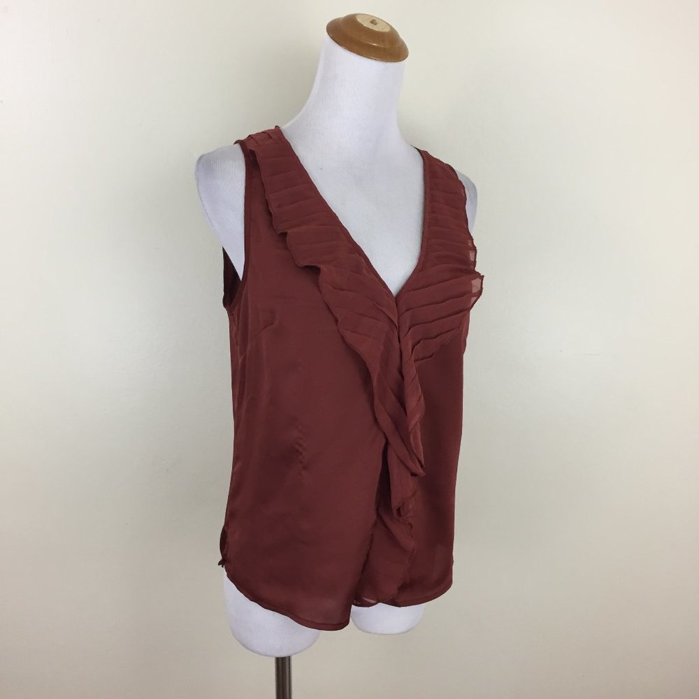 BEBE Hen/Brown Satin/Sateen Chiffon Pleats Ruffle V Neck Sleeveless Top